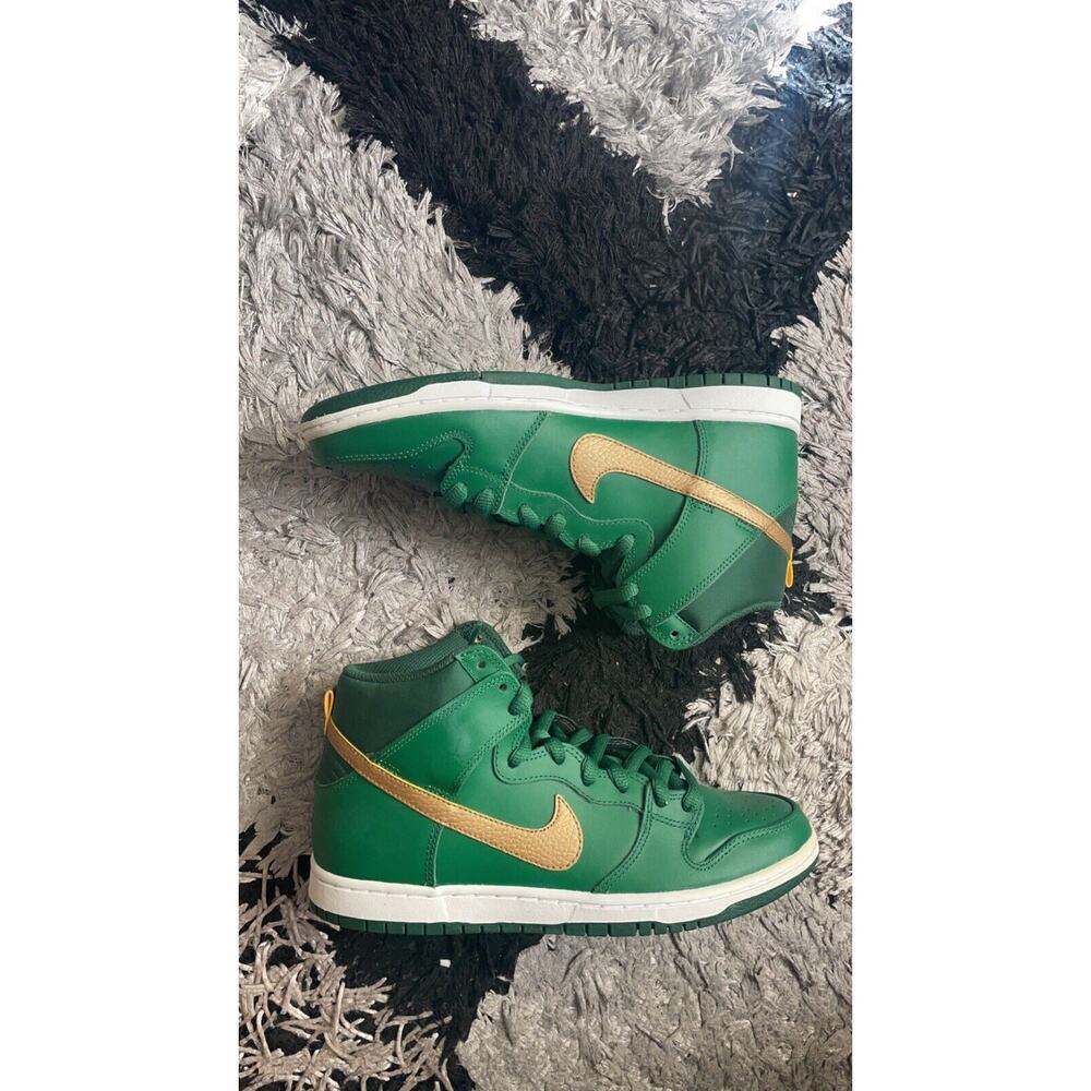 Size 8.5 - Nike SB Dunk High Pro St. Patrick Day 2013
